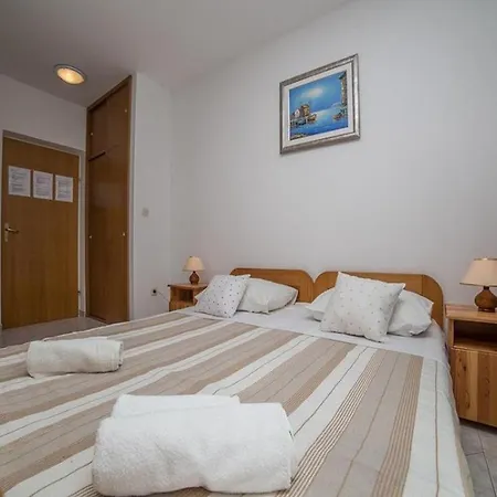 Apartamento Anamarija *